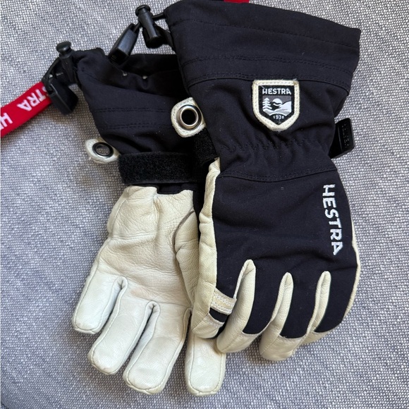 Hestra Army Leather Heli Ski Jr. Gloves - Picture 2 of 4